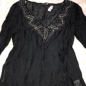 Beachy cover up top NWOT